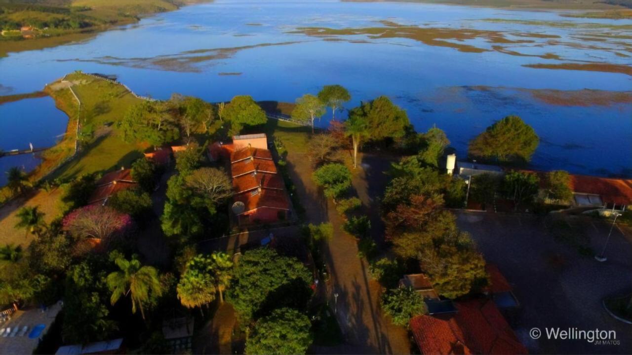 Pousada Pontal Do Lago Carmo do Rio Claro Esterno foto